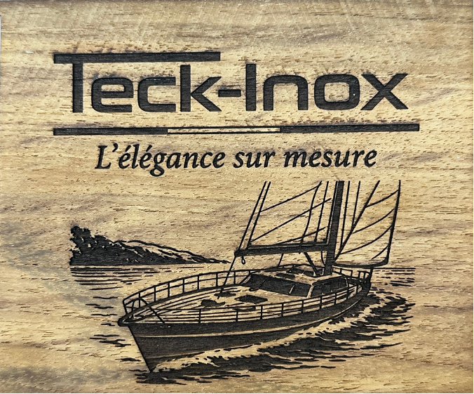 Gravure laser sur bois logo Teck-Inox